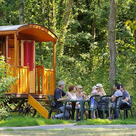 Roulottes De Bois Le Roi Βίλα Εξωτερικό φωτογραφία