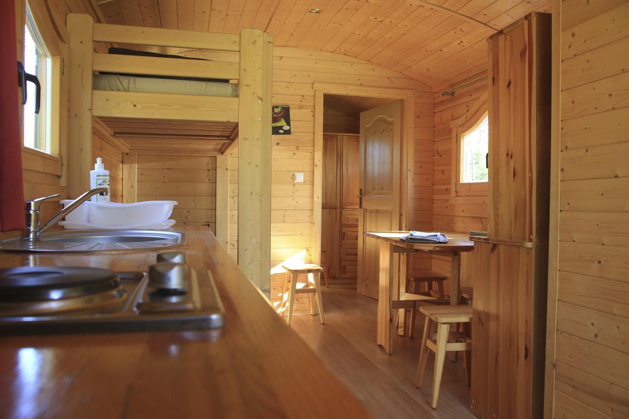 Roulottes De Bois Le Roi Βίλα Εξωτερικό φωτογραφία